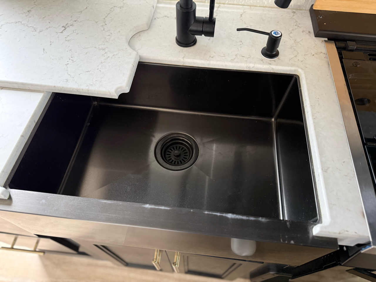 Forest River Cherokee  2022