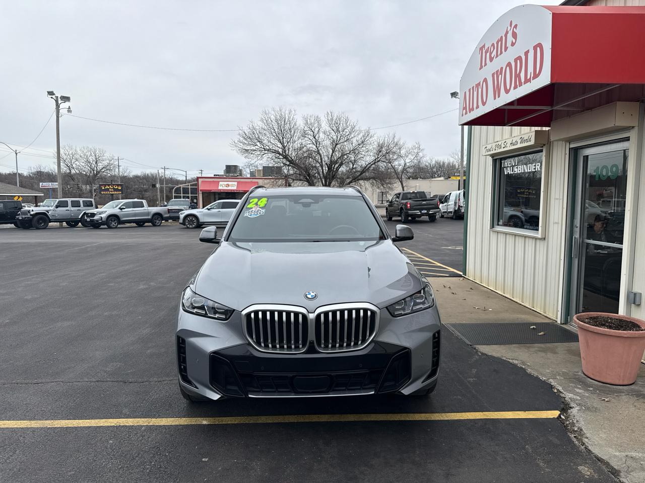 BMW X5 xDrive40i Sports Activity Vehicle 2024