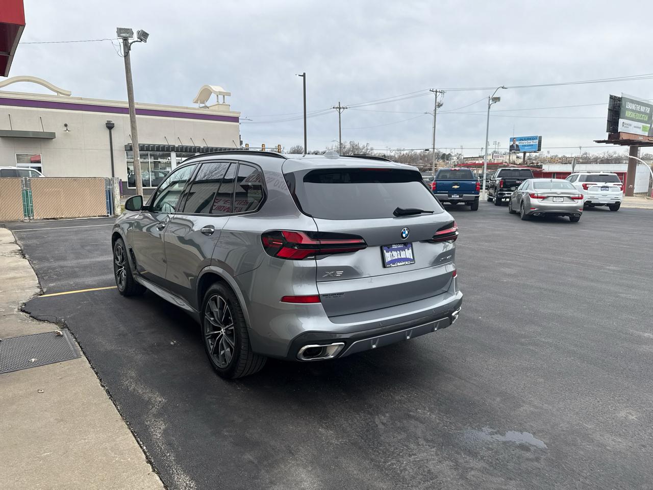 BMW X5 xDrive40i Sports Activity Vehicle 2024