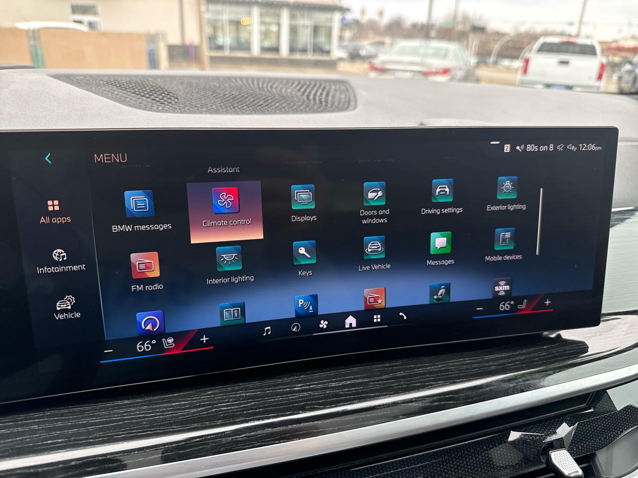 BMW X5 xDrive40i Sports Activity Vehicle 2024