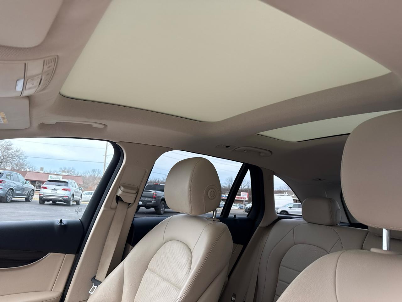 Mercedes-Benz GLC GLC 300 4MATIC SUV 2018