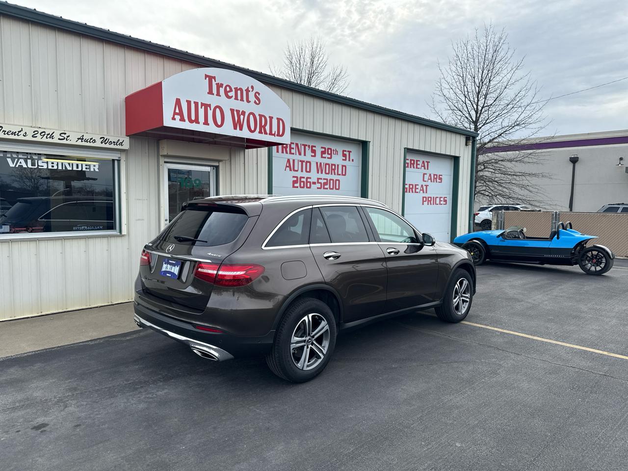 Mercedes-Benz GLC GLC 300 4MATIC SUV 2018