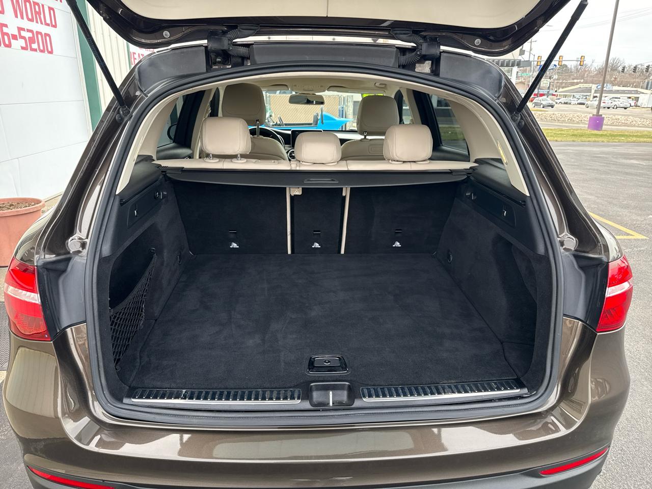 Mercedes-Benz GLC GLC 300 4MATIC SUV 2018