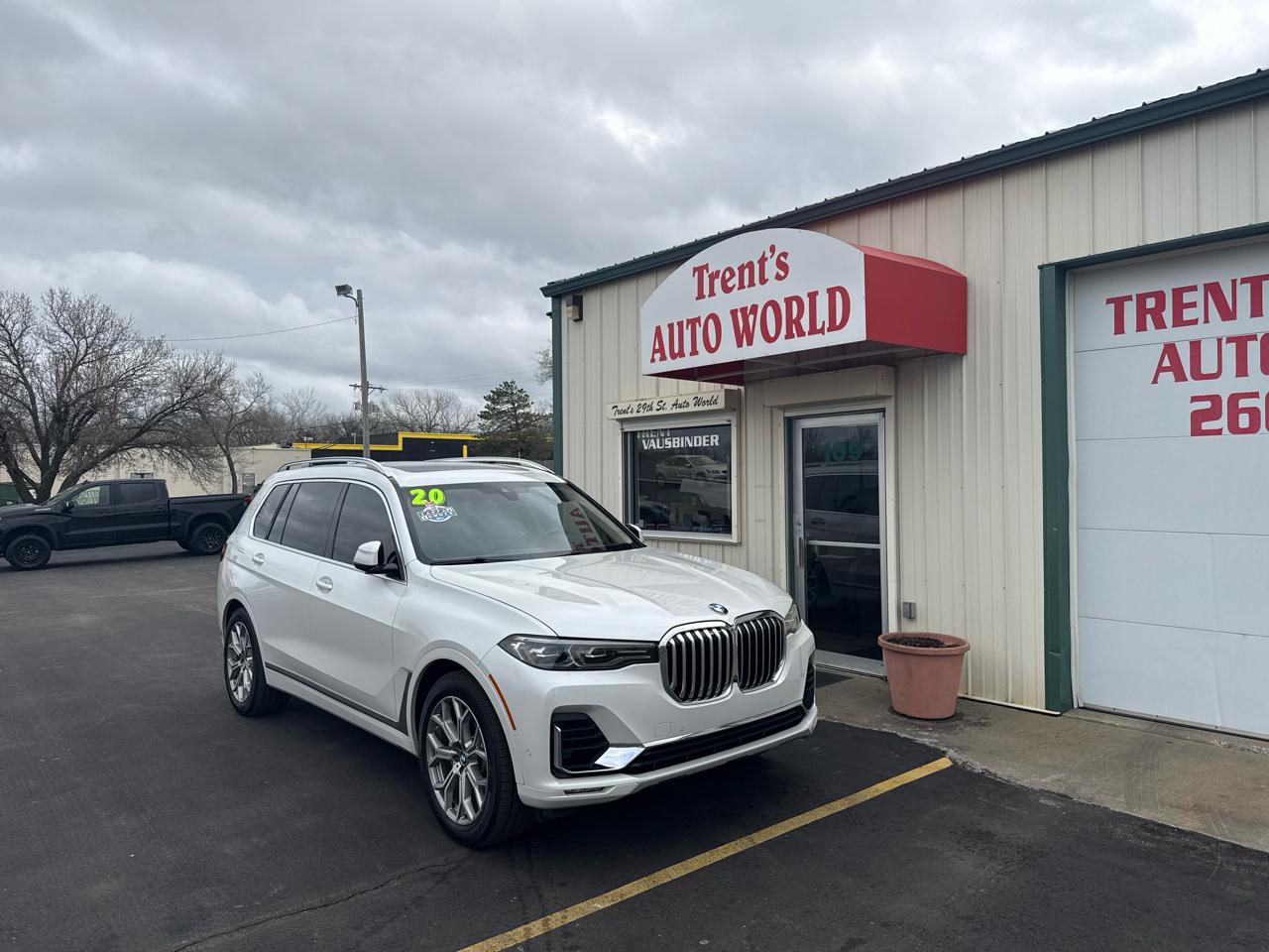 BMW X7 xDrive40i Sports Activity Vehicle 2020