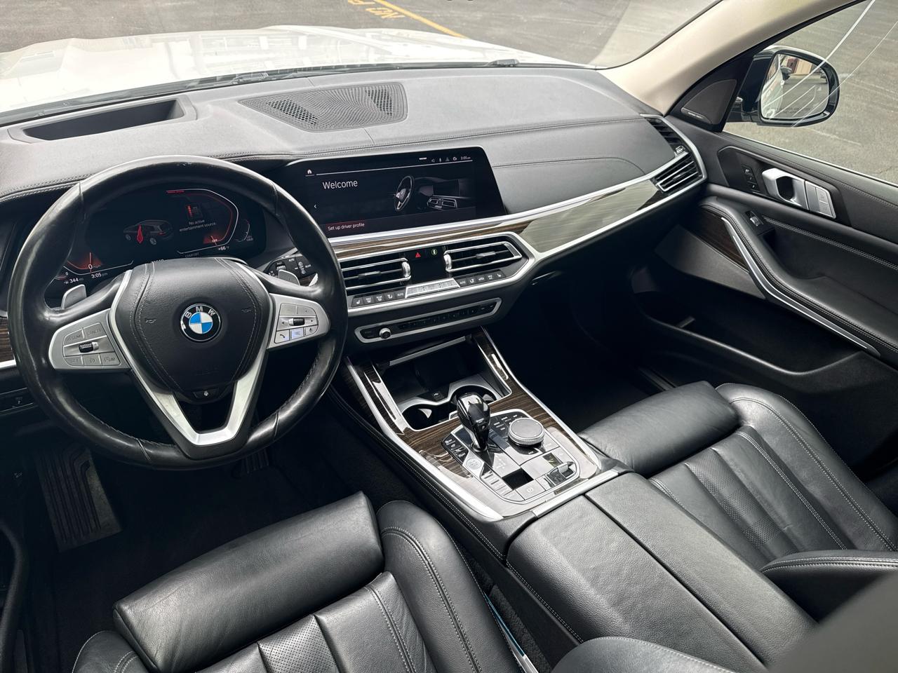 BMW X7 xDrive40i Sports Activity Vehicle 2020