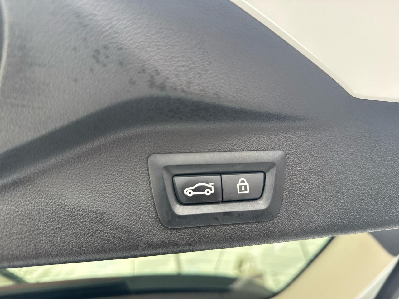 BMW X7 xDrive40i Sports Activity Vehicle 2020