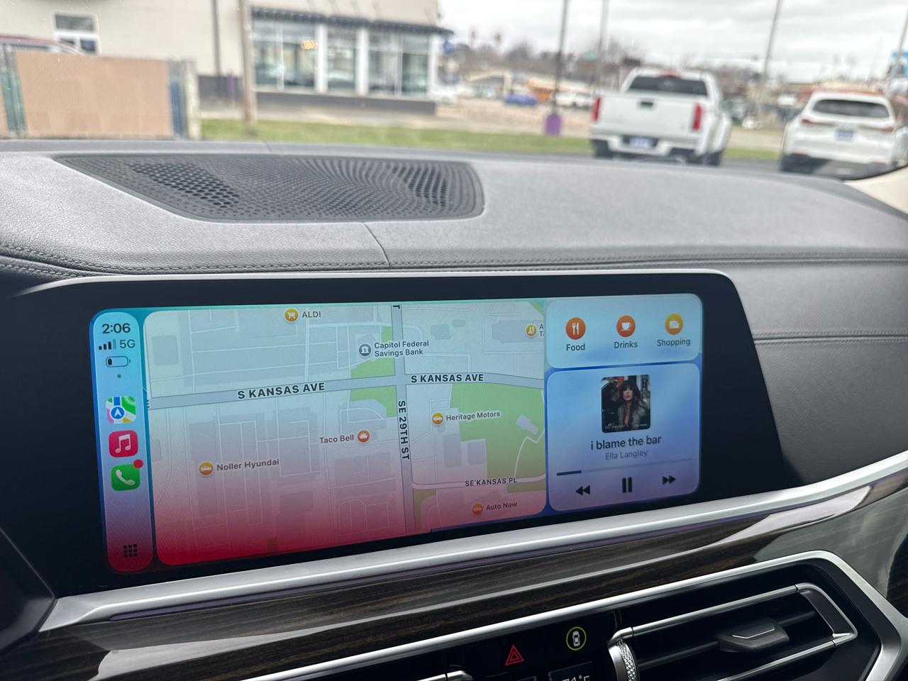 BMW X7 xDrive40i Sports Activity Vehicle 2020