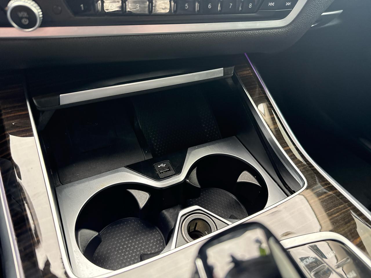 BMW X7 xDrive40i Sports Activity Vehicle 2020