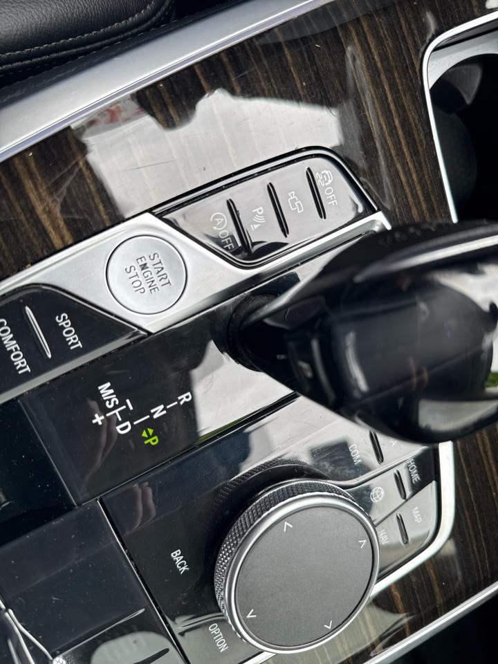 BMW X7 xDrive40i Sports Activity Vehicle 2020