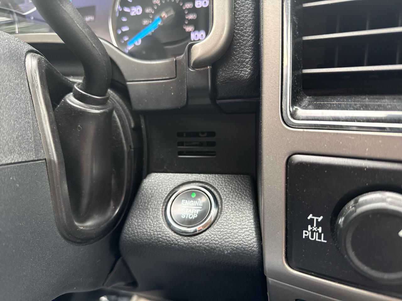 Ford Super Duty F-250 SRW Lariat 4WD SuperCab 6.75' Box 2022