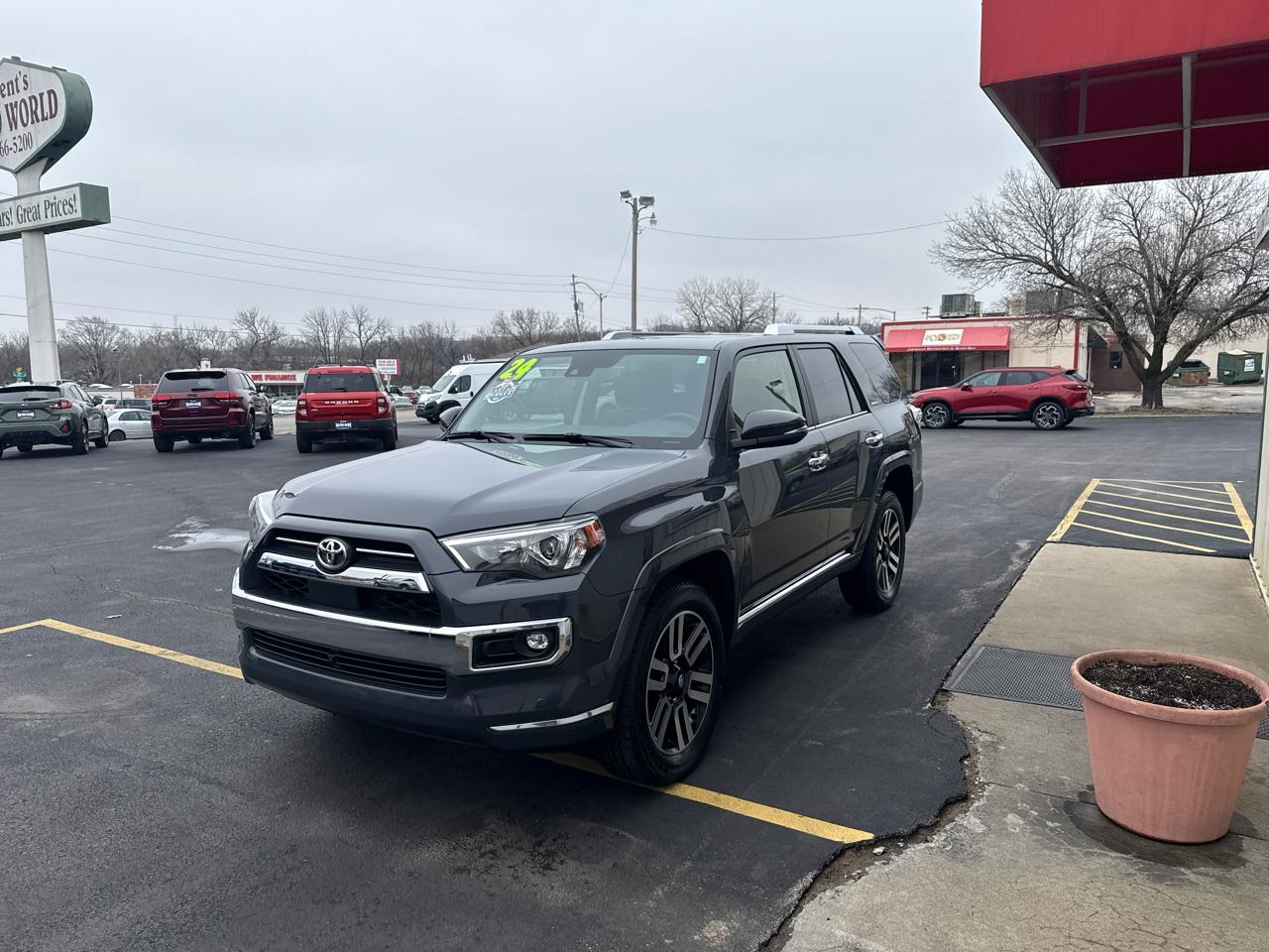 Toyota 4Runner Limited 4WD (Natl) 2024