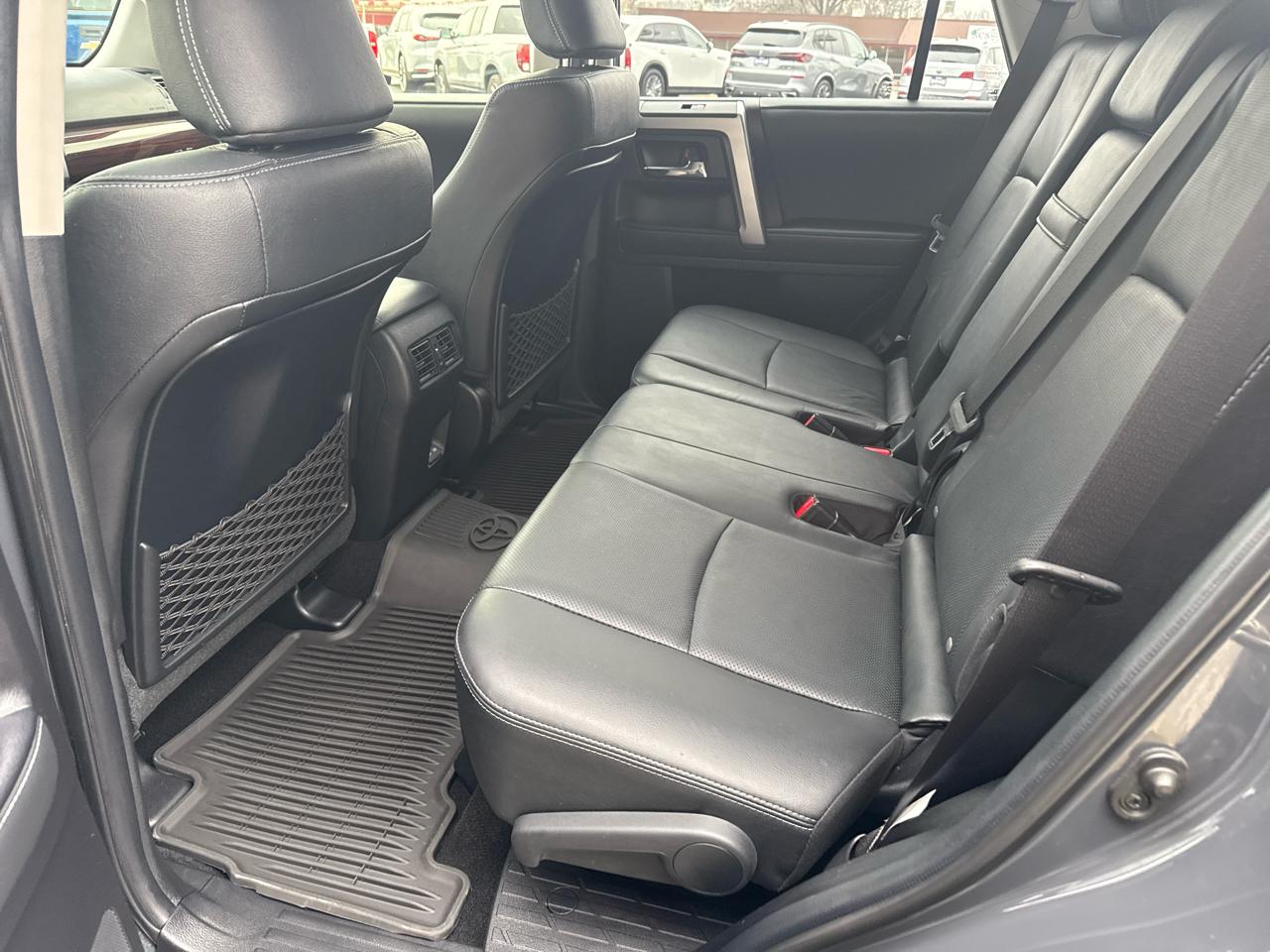 Toyota 4Runner Limited 4WD (Natl) 2024