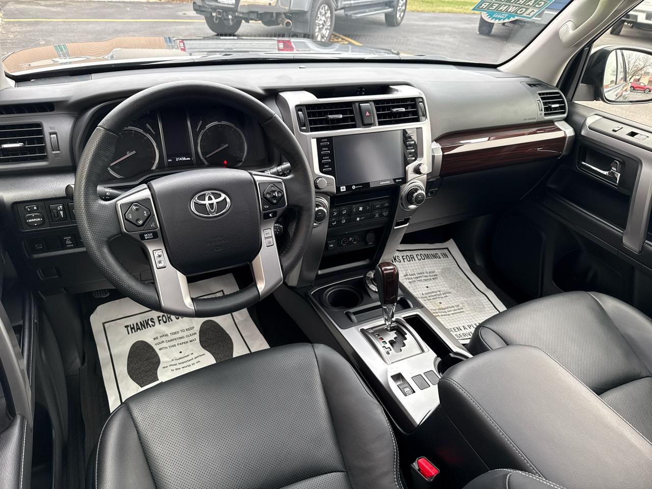 Toyota 4Runner Limited 4WD (Natl) 2024