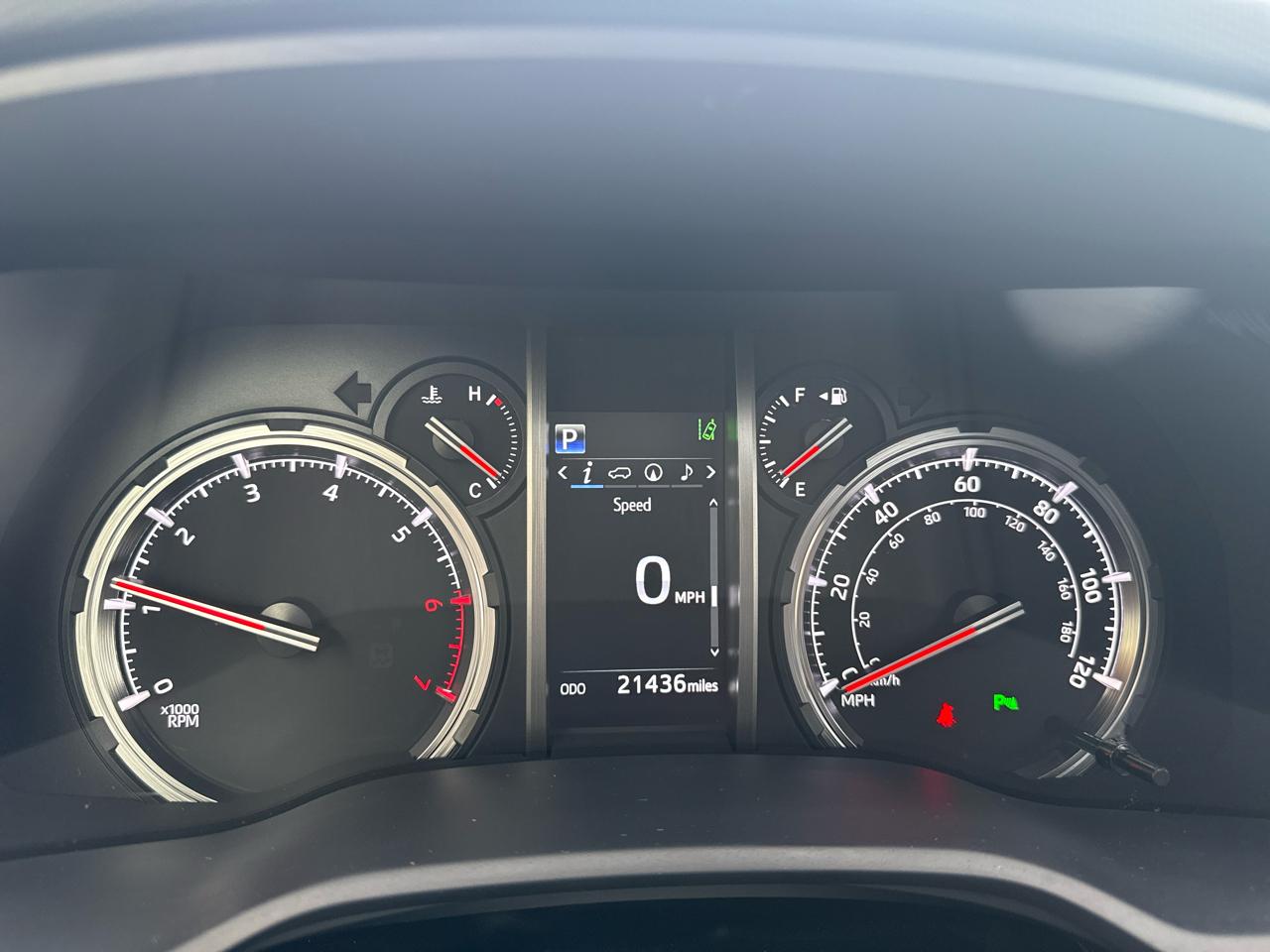 Toyota 4Runner Limited 4WD (Natl) 2024