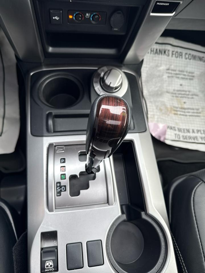 Toyota 4Runner Limited 4WD (Natl) 2024