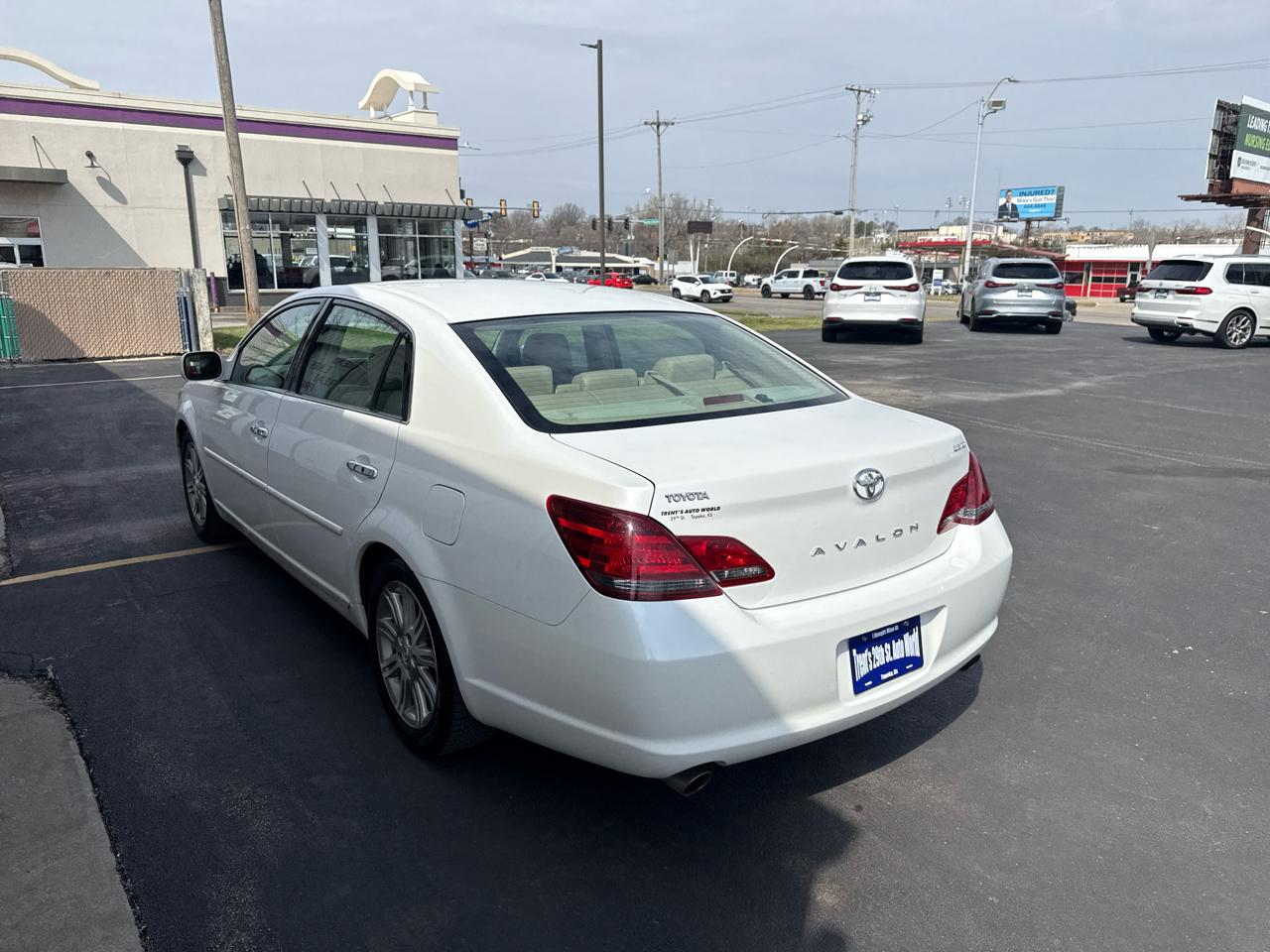 Toyota Avalon 4dr Sdn Limited (Natl) 2008