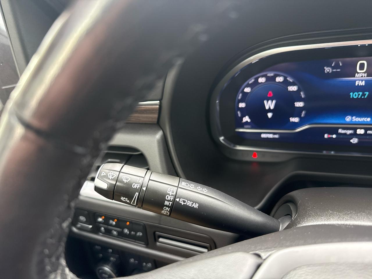 Chevrolet Tahoe 4WD 4dr LT 2022