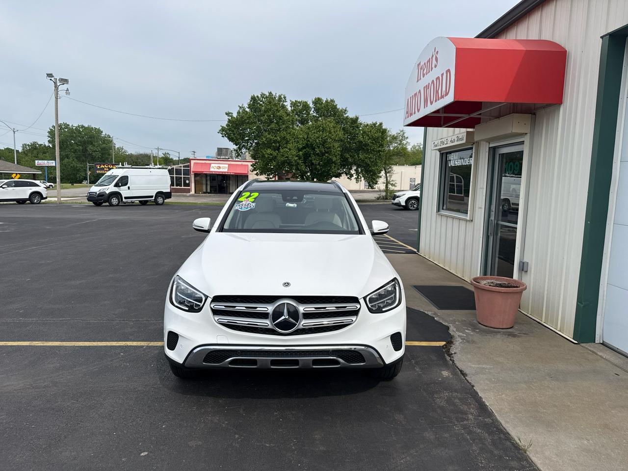 Mercedes-Benz GLC GLC 300 4MATIC SUV 2022