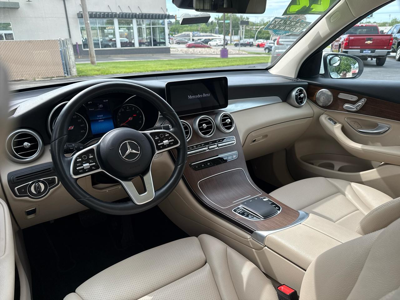 Mercedes-Benz GLC GLC 300 4MATIC SUV 2022