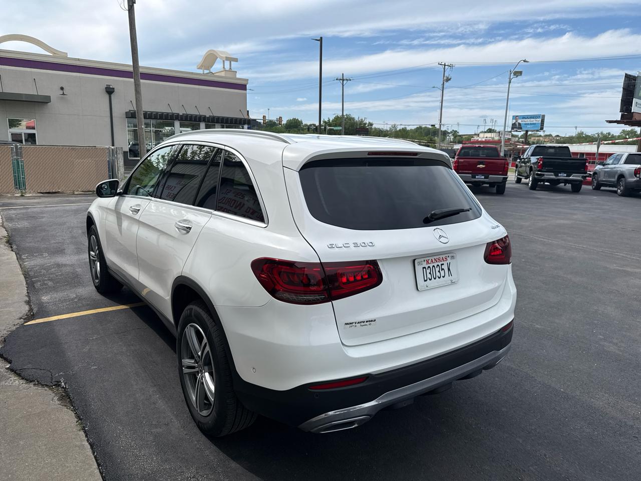 Mercedes-Benz GLC GLC 300 4MATIC SUV 2022
