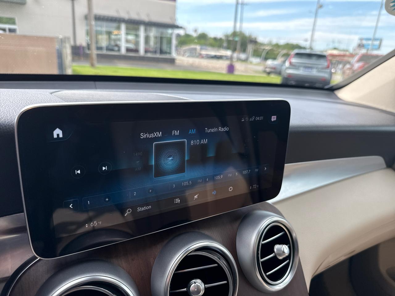 Mercedes-Benz GLC GLC 300 4MATIC SUV 2022