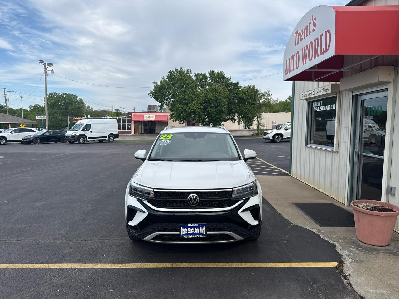 Volkswagen Taos SE 4MOTION *Ltd Avail* 2023