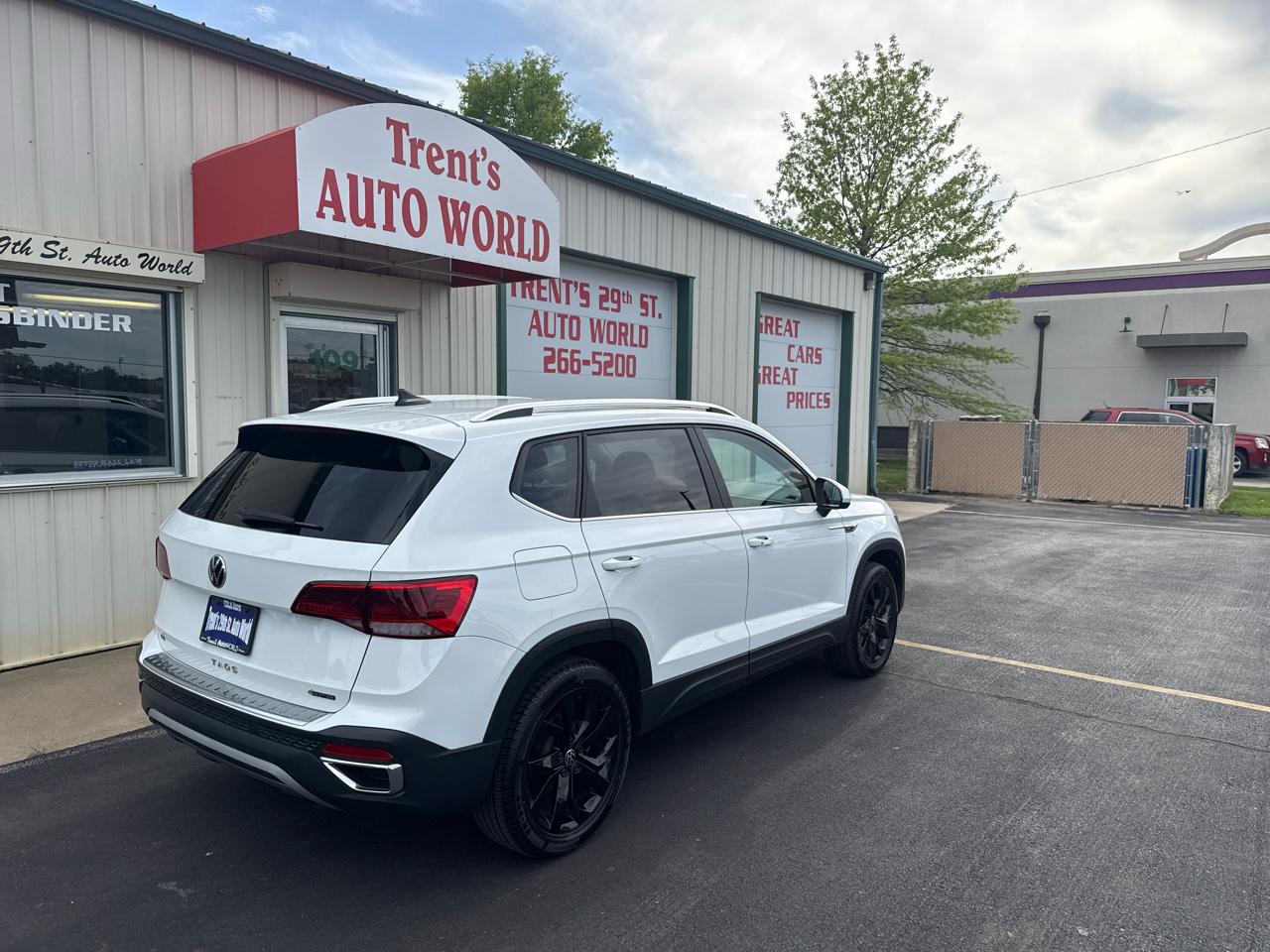 Volkswagen Taos SE 4MOTION *Ltd Avail* 2023
