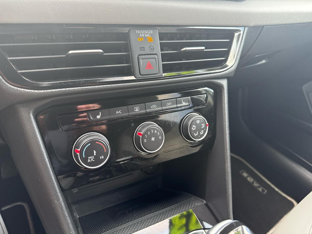 Volkswagen Taos SE 4MOTION *Ltd Avail* 2023