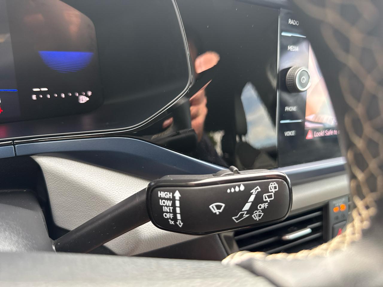 Volkswagen Taos SE 4MOTION *Ltd Avail* 2023