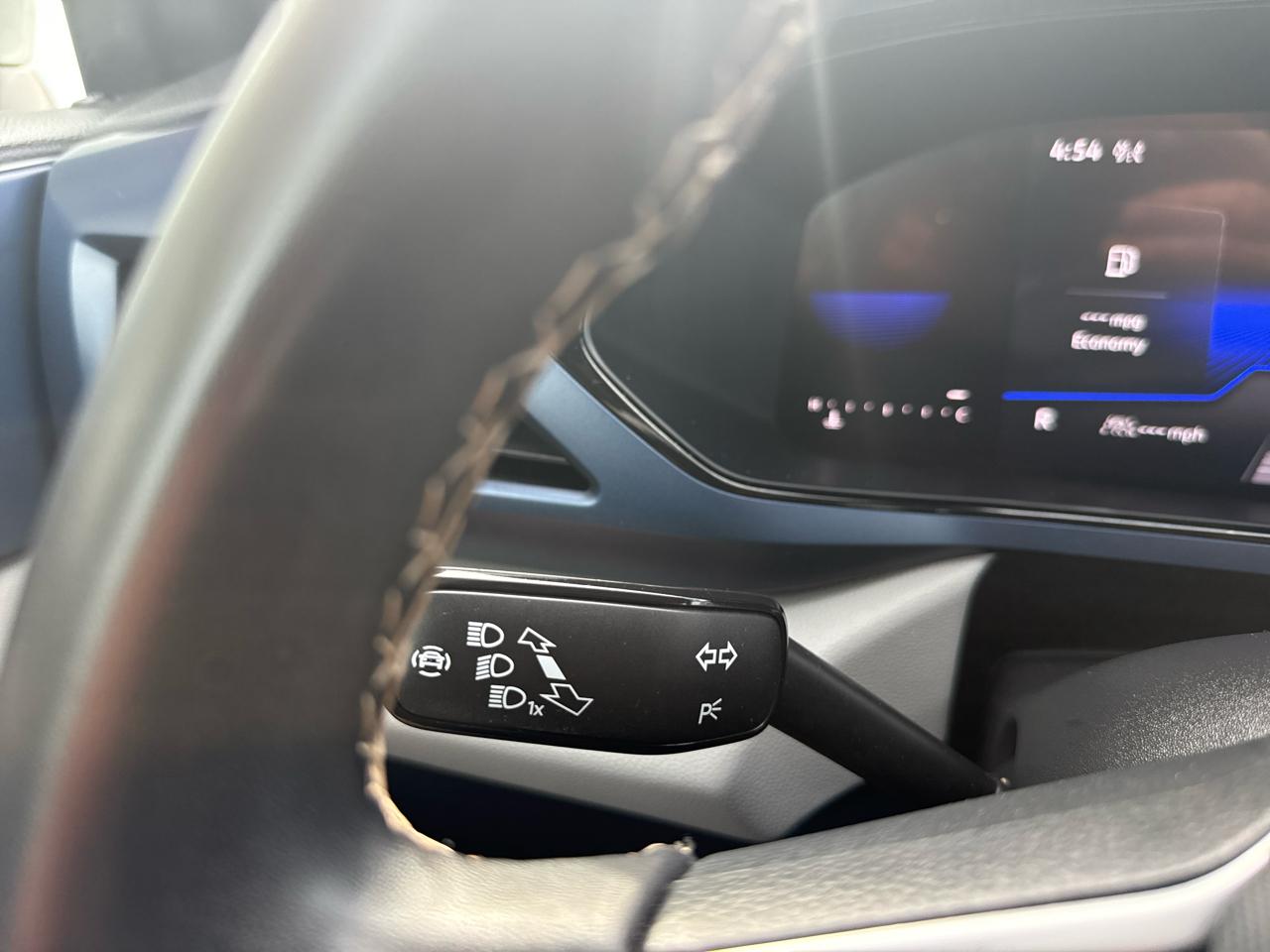 Volkswagen Taos SE 4MOTION *Ltd Avail* 2023