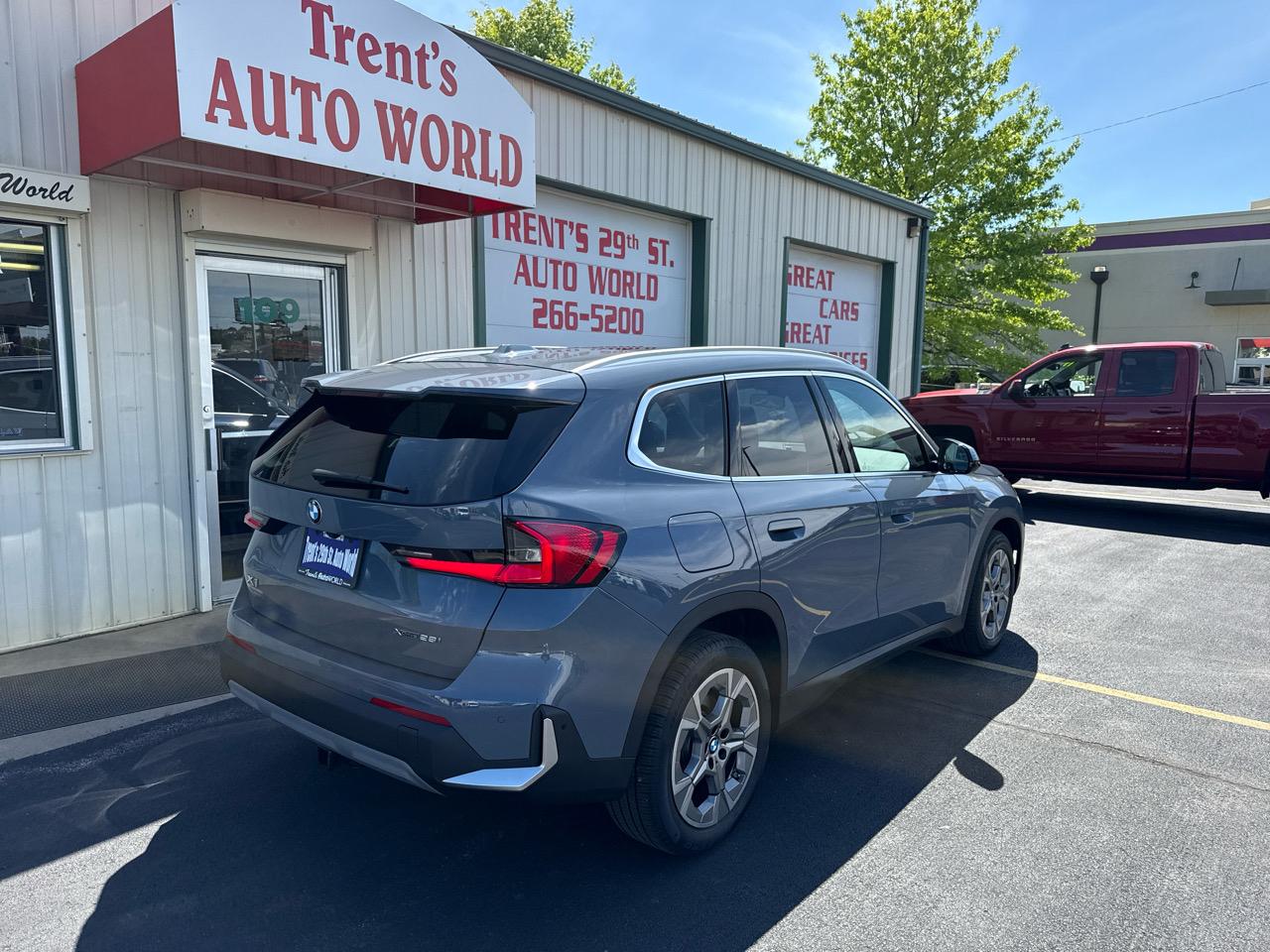 BMW X1 xDrive28i Sports Activity Vehicle 2023