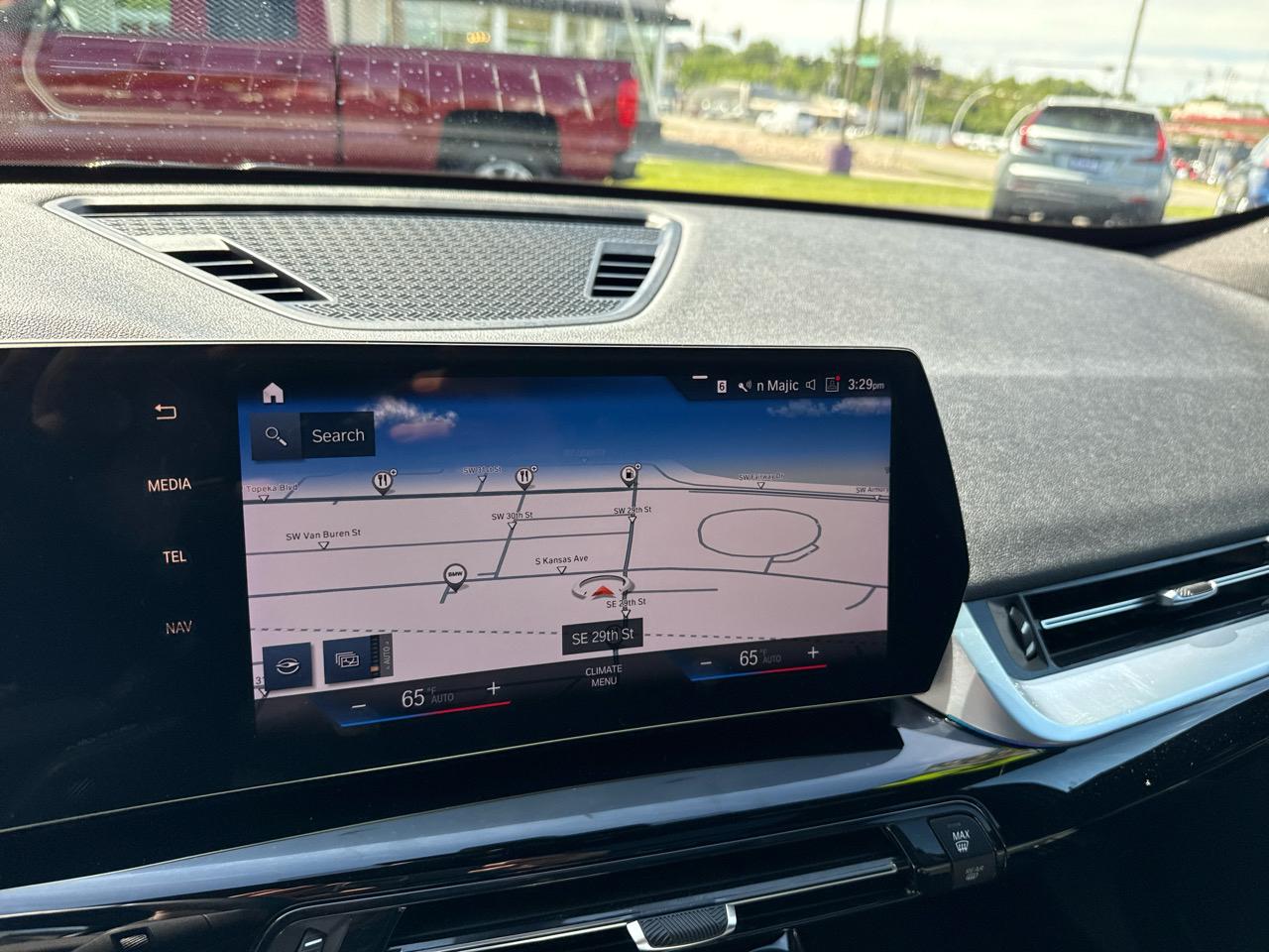 BMW X1 xDrive28i Sports Activity Vehicle 2023