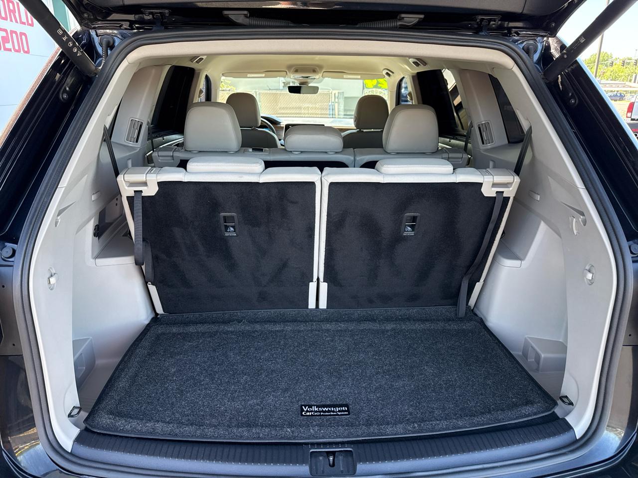 Volkswagen Atlas 2.0T SE w/Technology FWD 2024