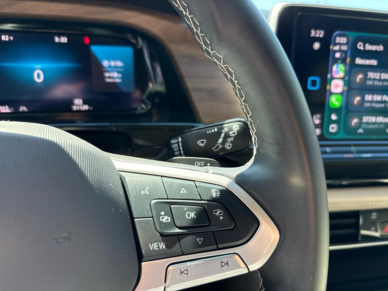 Volkswagen Atlas 2.0T SE w/Technology FWD 2024