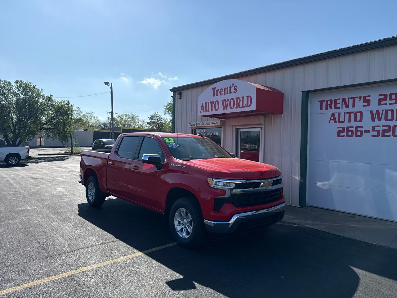 Chevrolet Silverado 1500 4WD Crew Cab 147" LT w/1LT 2023