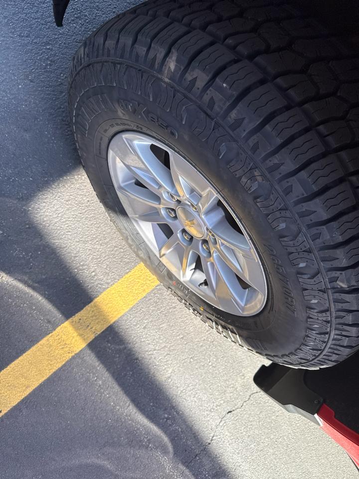 Chevrolet Silverado 1500 4WD Crew Cab 147" LT w/1LT 2023