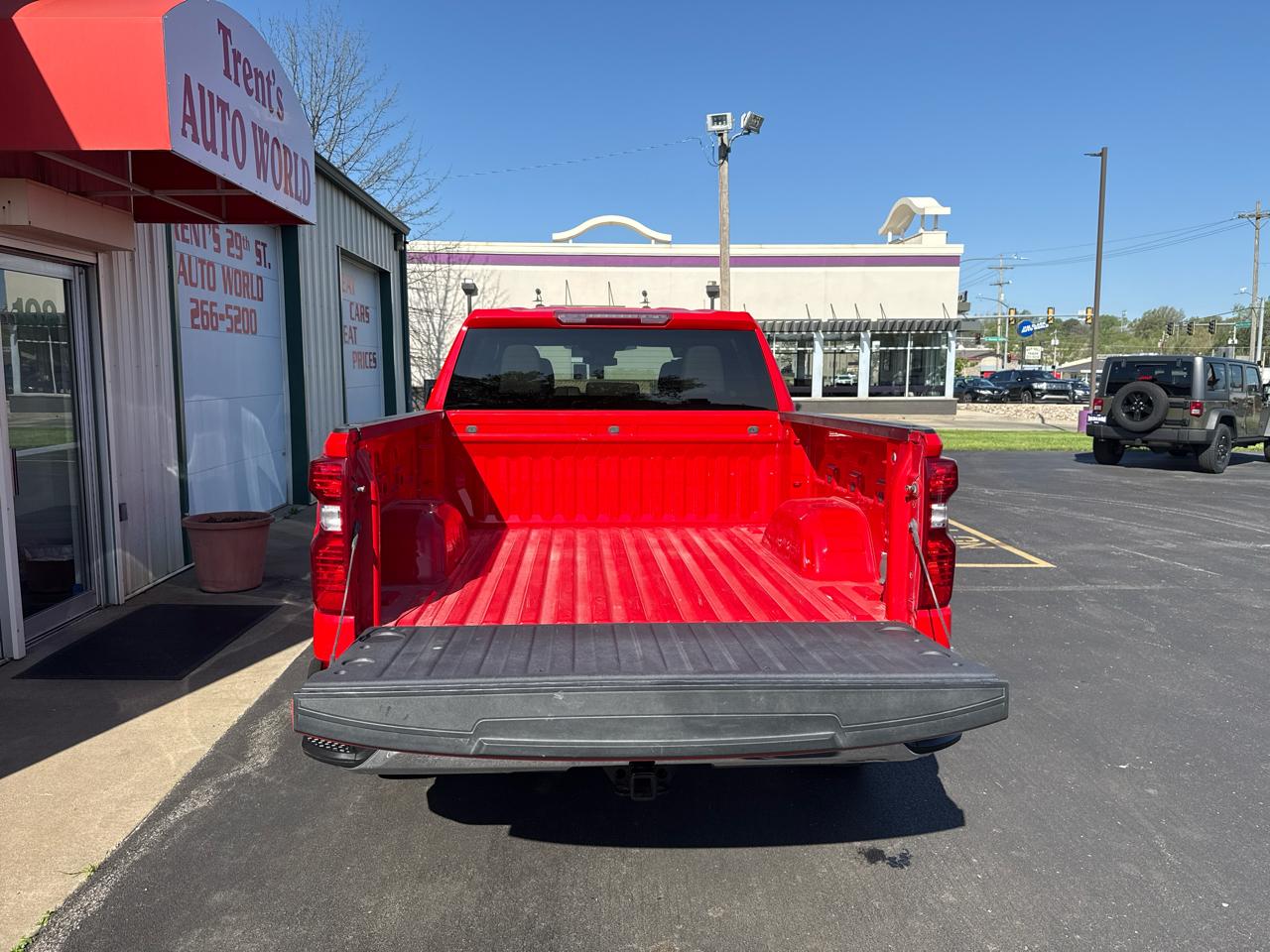 Chevrolet Silverado 1500 4WD Crew Cab 147" LT w/1LT 2023
