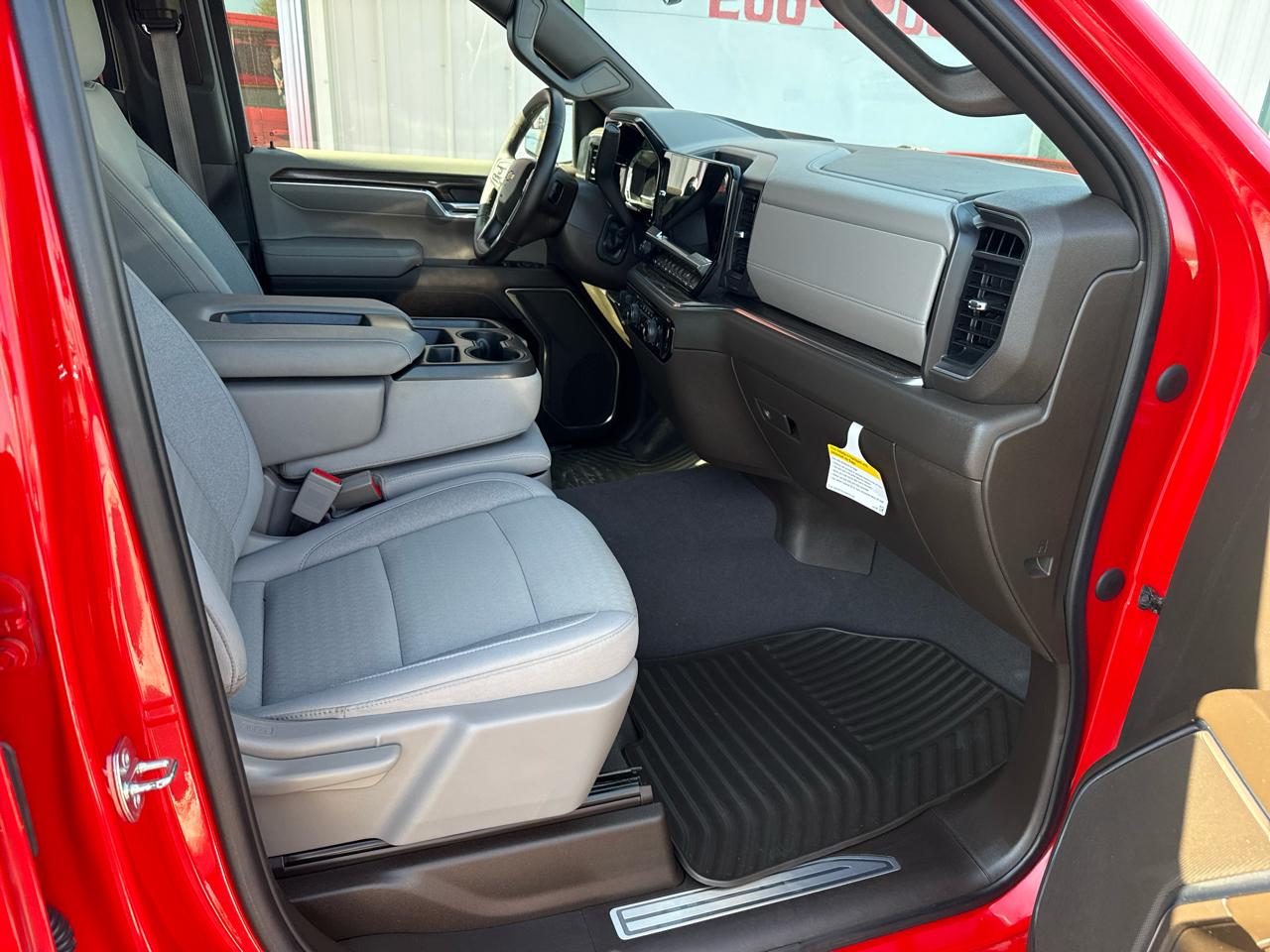 Chevrolet Silverado 1500 4WD Crew Cab 147" LT w/1LT 2023