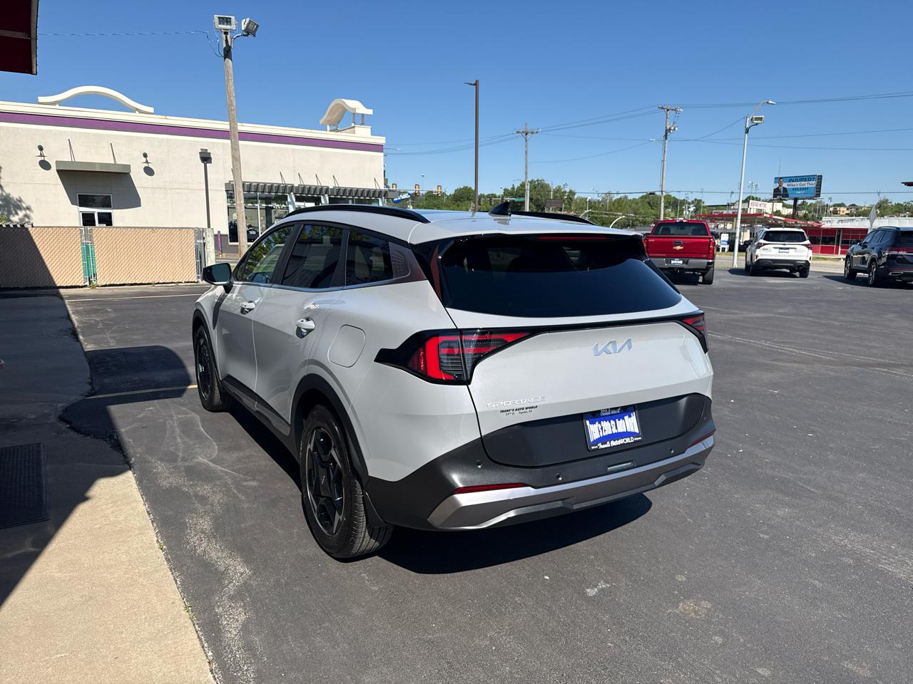 Kia Sportage EX FWD 2026