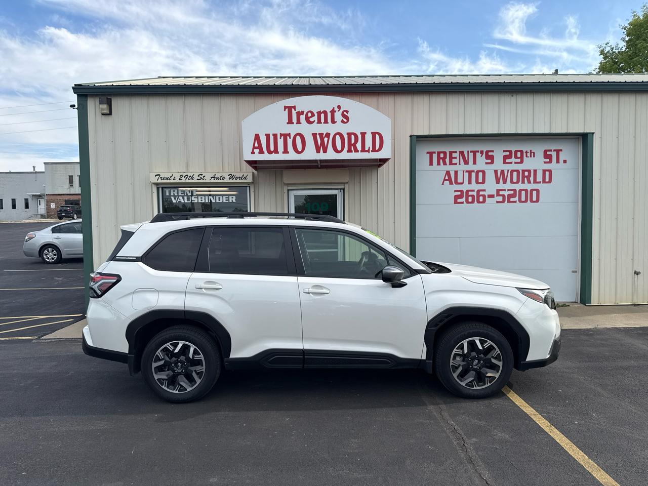 Subaru Forester Premium AWD 2025