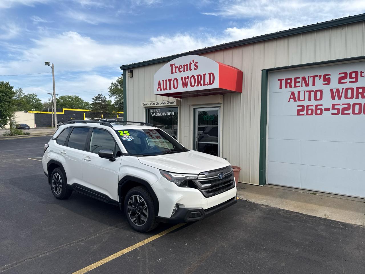 Subaru Forester Premium AWD 2025