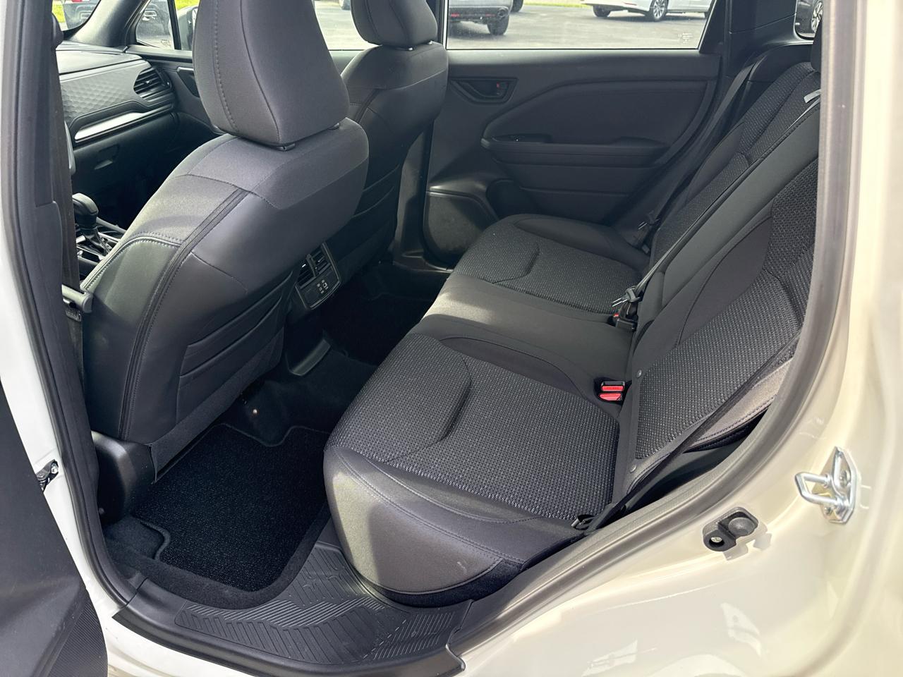 Subaru Forester Premium AWD 2025