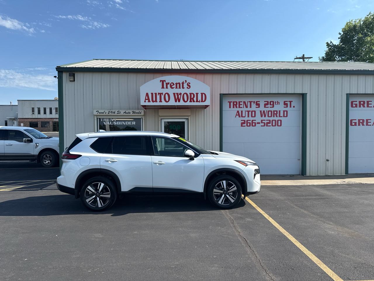 2024 Nissan Rogue AWD SL