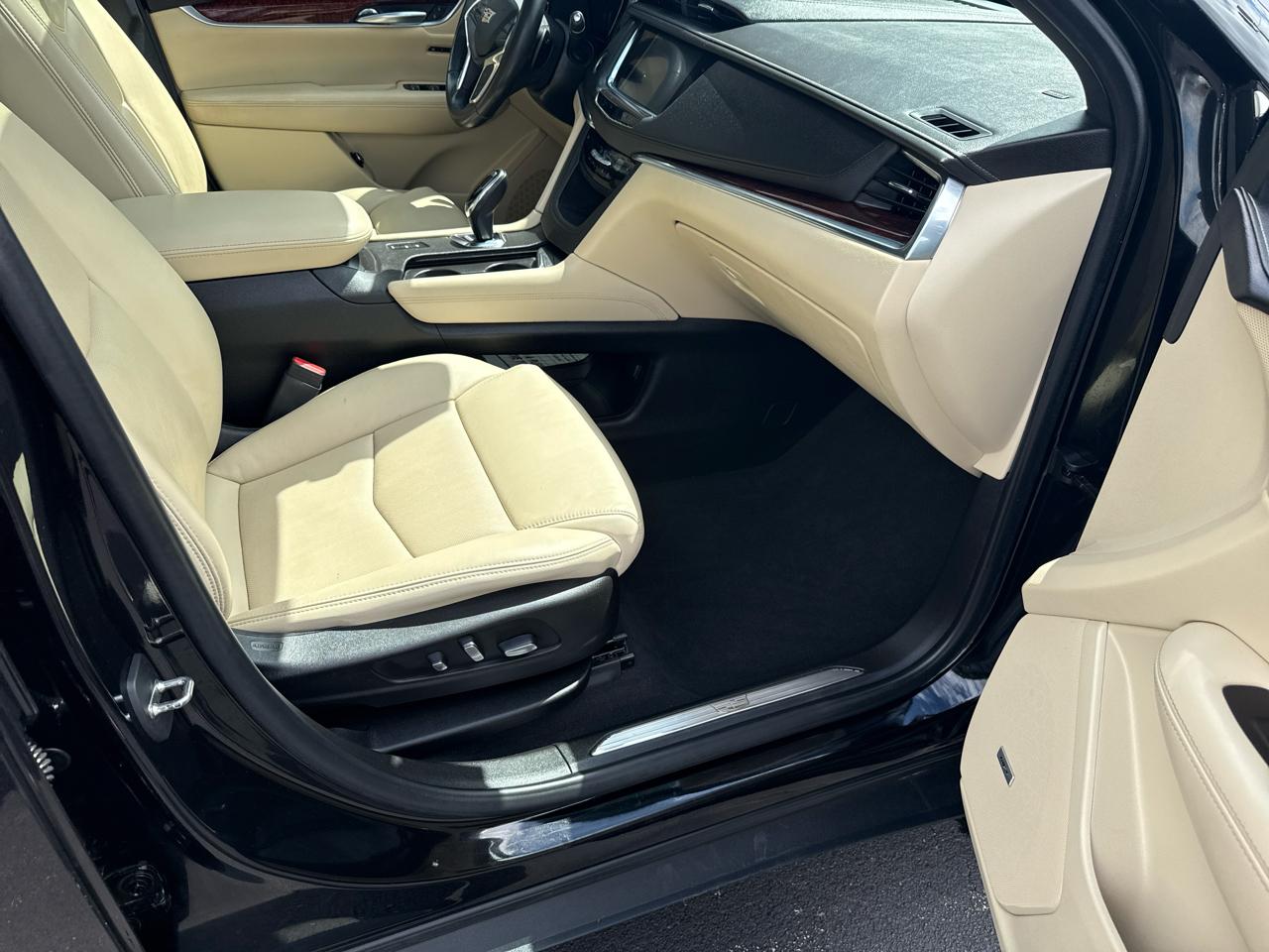 Cadillac XT5 AWD 4dr Luxury 2019
