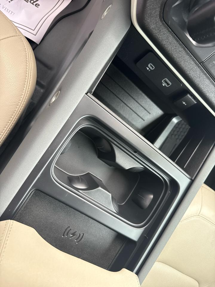 2023 Land Rover Defender S - Photo 17