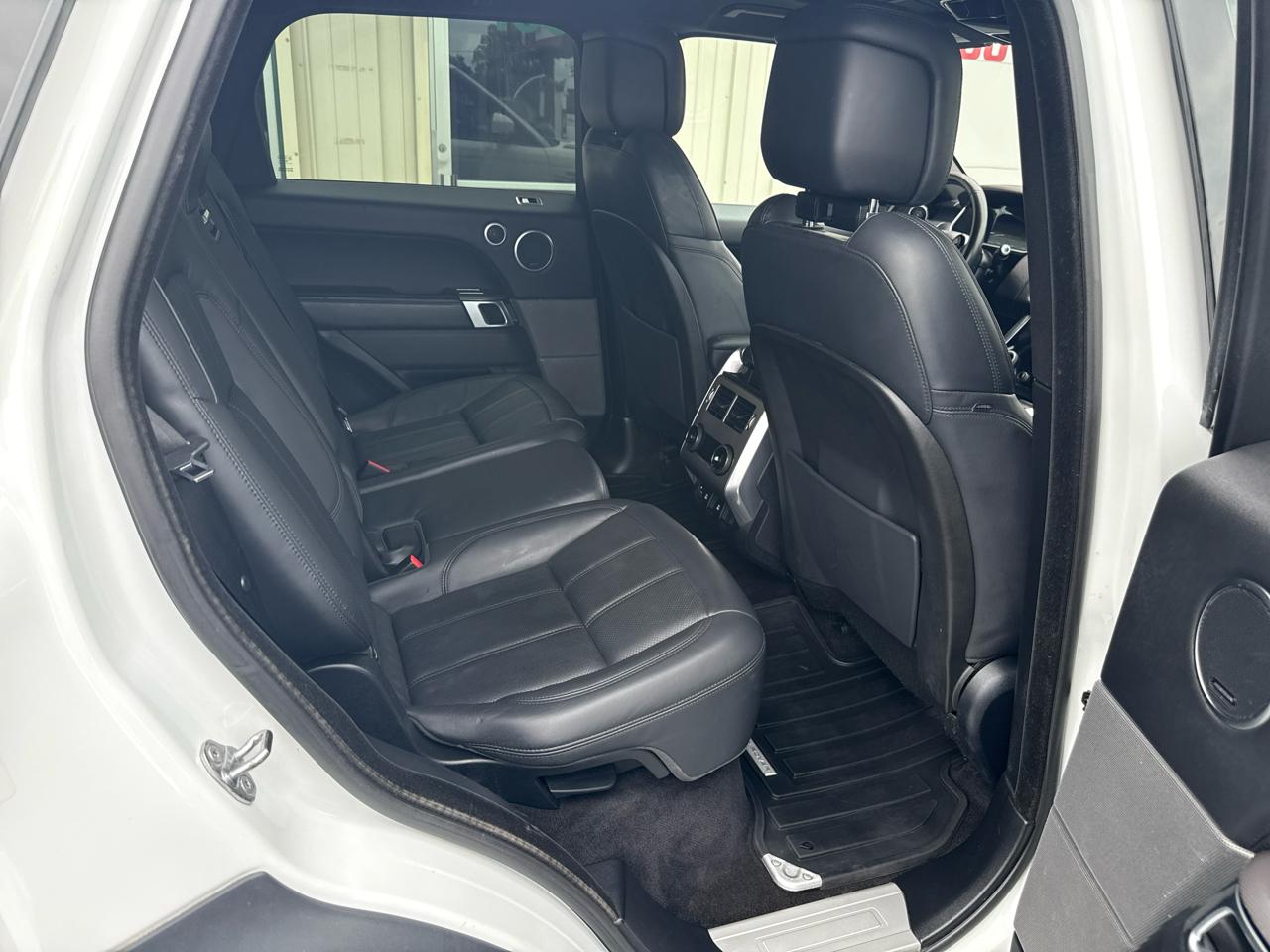 Land Rover Range Rover Sport Turbo i6 MHEV HSE 2020