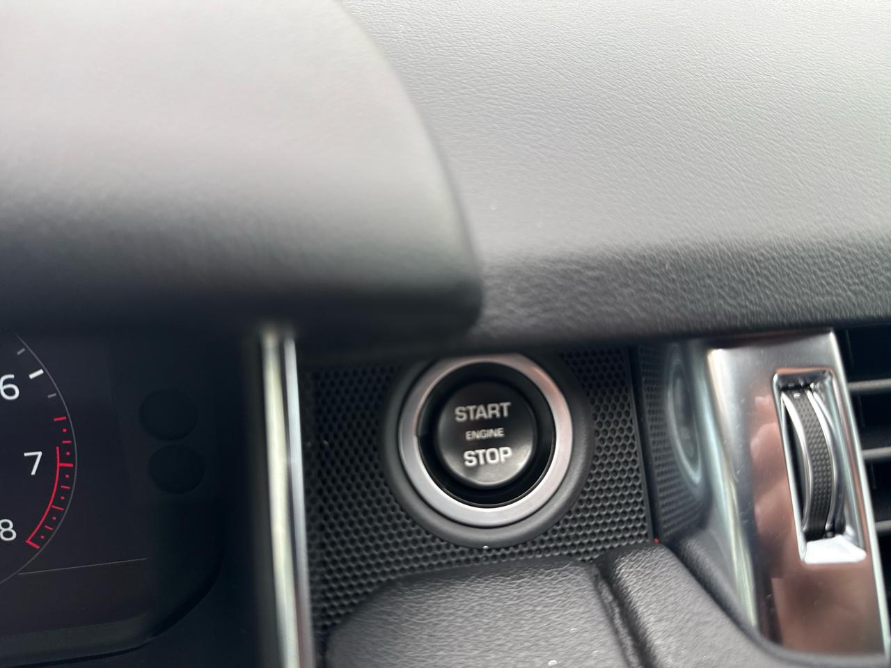Land Rover Range Rover Sport Turbo i6 MHEV HSE 2020
