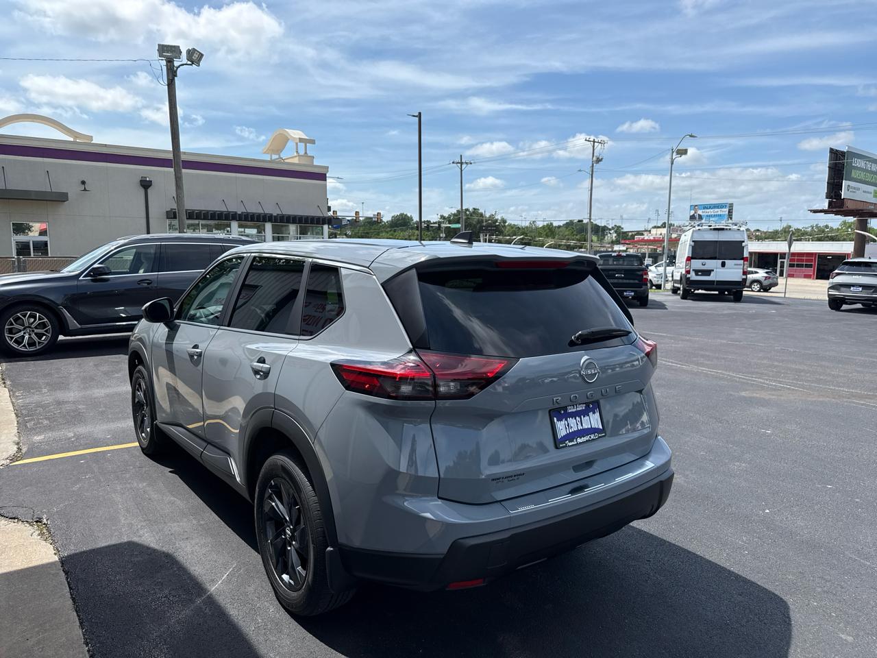 Nissan Rogue 2026.5 FWD SV 2026
