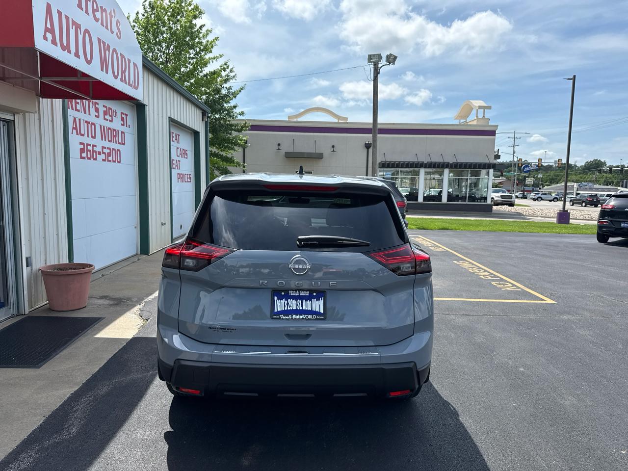 Nissan Rogue 2026.5 FWD SV 2026