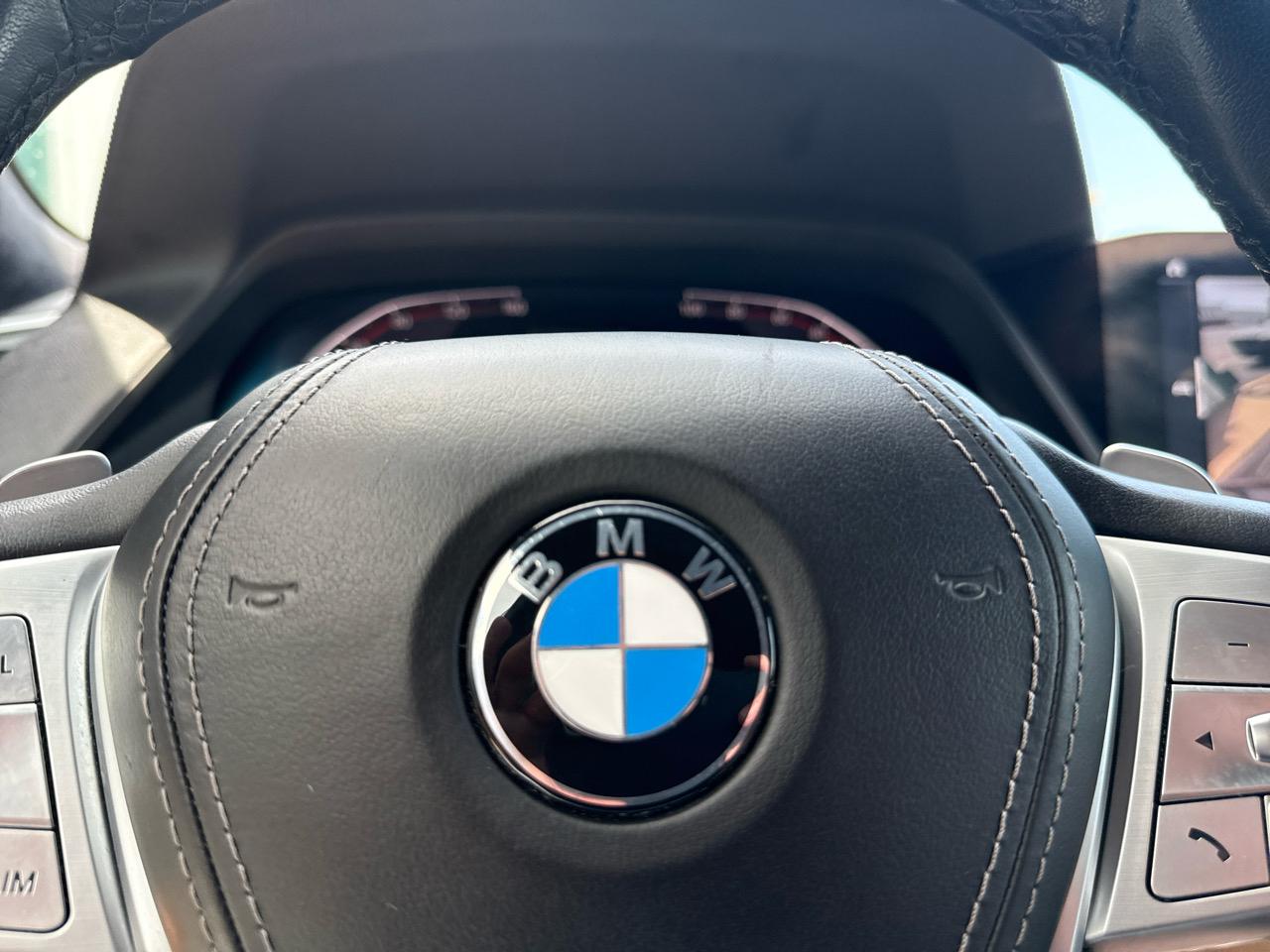 BMW X7 xDrive40i Sports Activity Vehicle 2021
